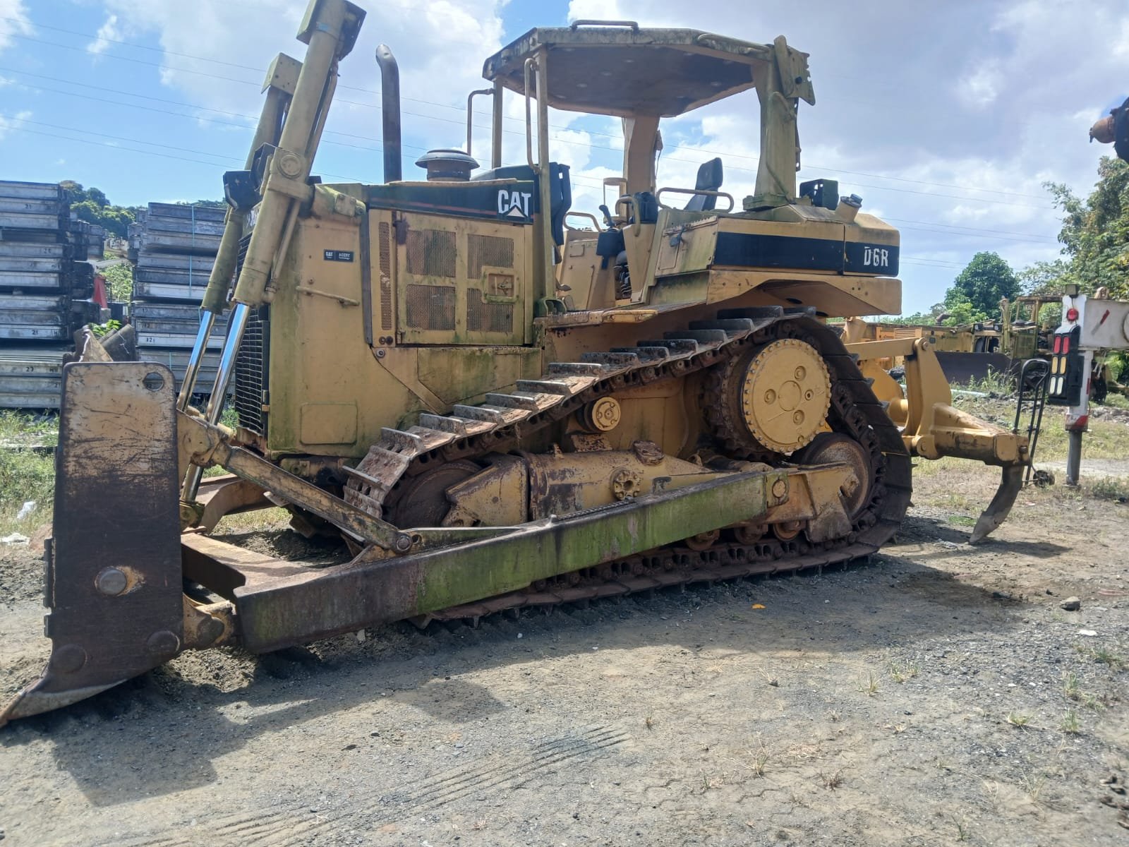 tractor d6r #1